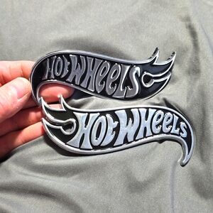 metal Hot Wheels 🛞 Left Right Pair Set Emblems for Car Truck SUV Fenders